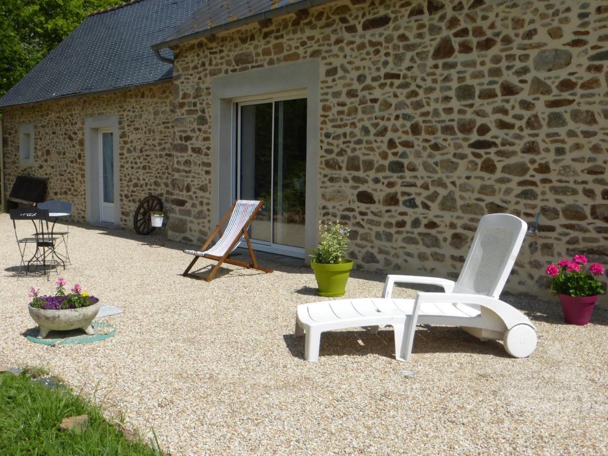 Maison D'Hotes Ker'A Bed & Breakfast Goudelin Exterior photo